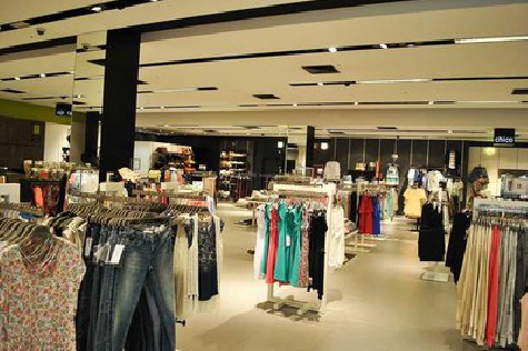 巴南商场里的店面怎么装修？